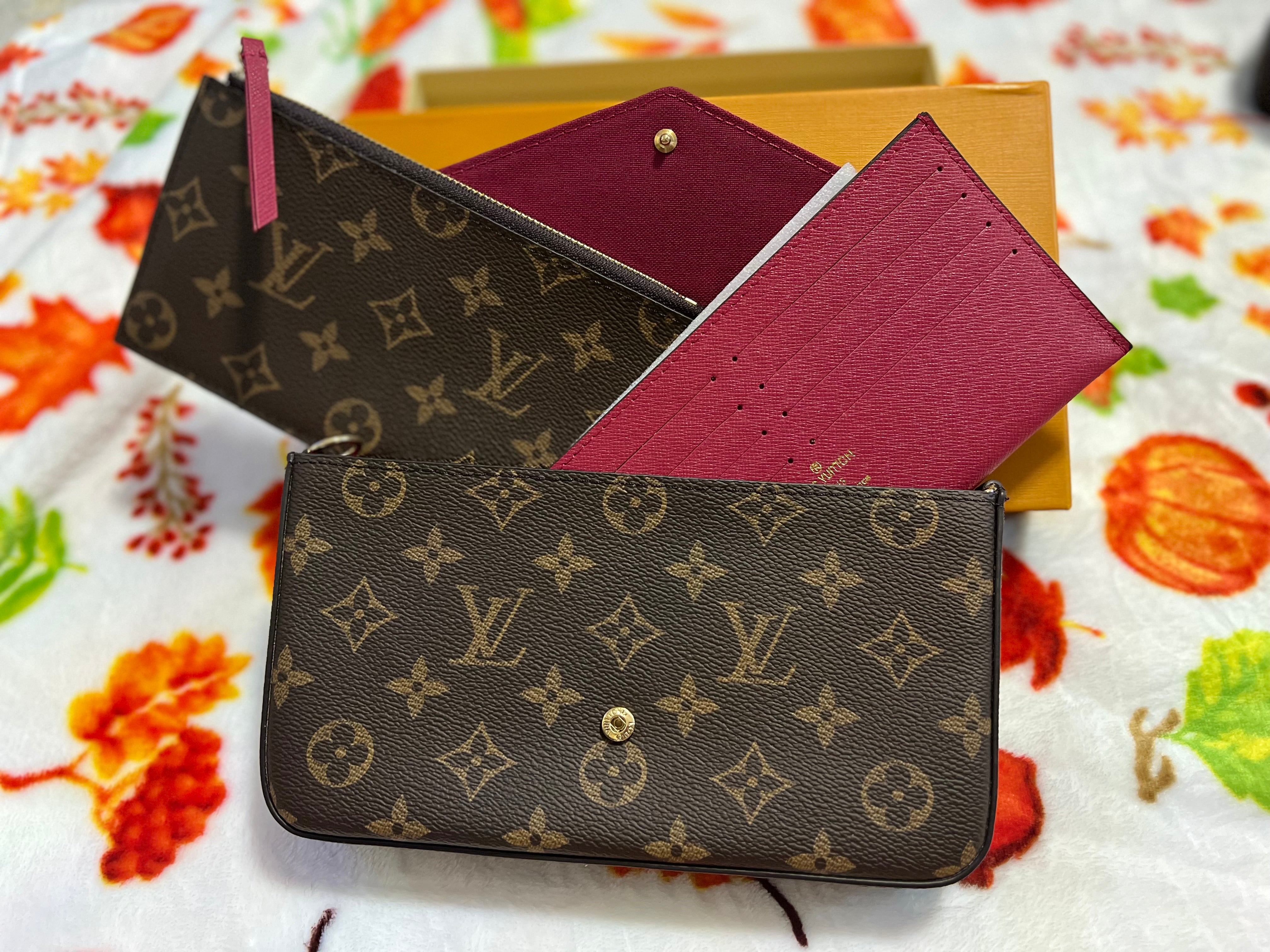 PURSE POCHETTE